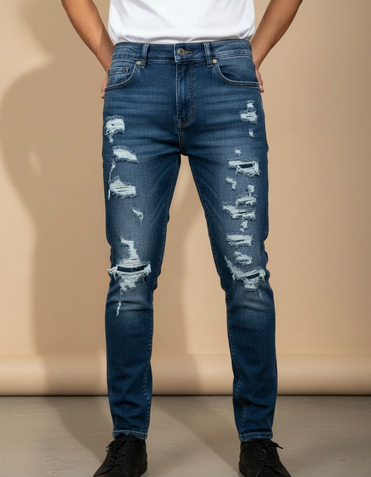 PANTALON ROTO CORTE SLIM FIT C129