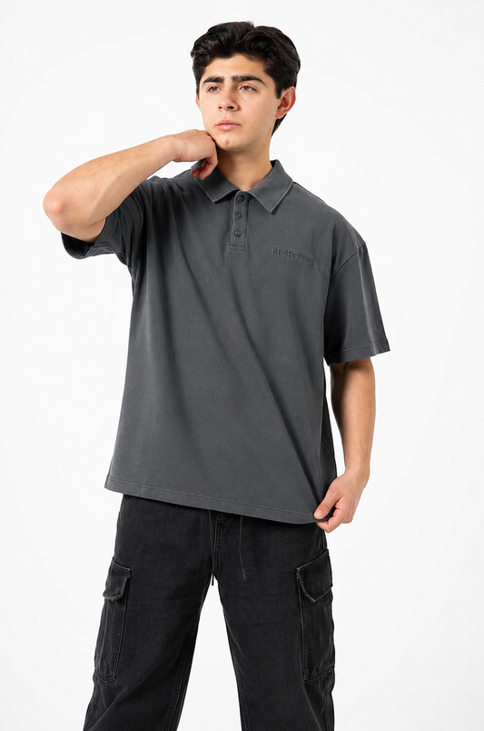 Polo Ender Oversize – Minimalismo Moderno con Actitud
