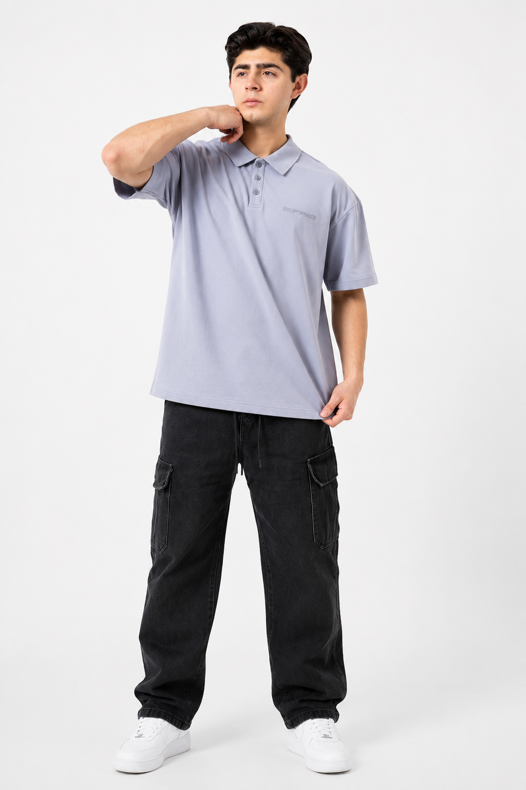 Polo Ender Oversize – Minimalismo Moderno con Actitud