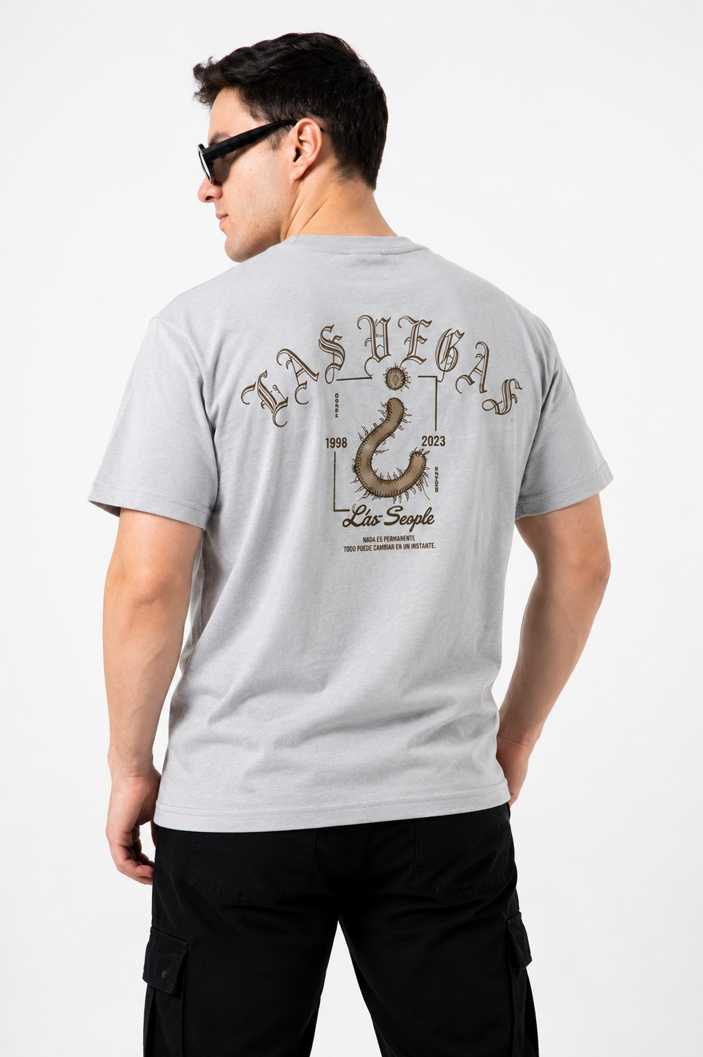 Playera Oversize “Las Vegas” – Estilo Urbano con Actitud Nocturna