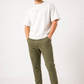 Pantalón de Vestir Hugo – Elegancia Moderna y Corte Impecable