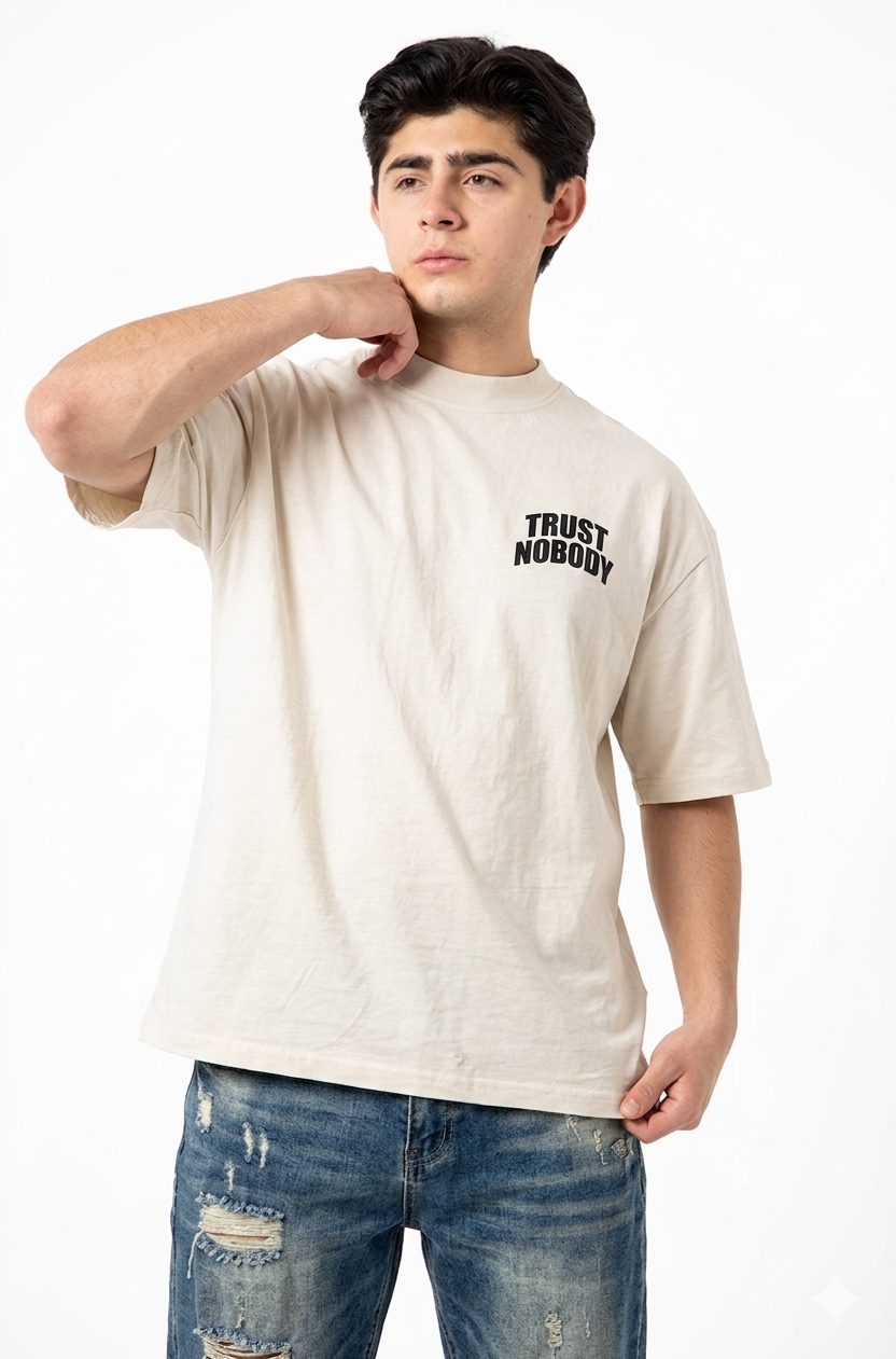 PLAYERA OVERSIZE TRUST NOBODY