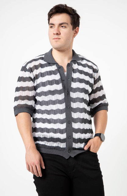 CAMISA DB CORTE OVERSIZED CON AGUJEROS